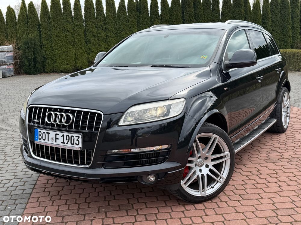 Audi Q7 - 1