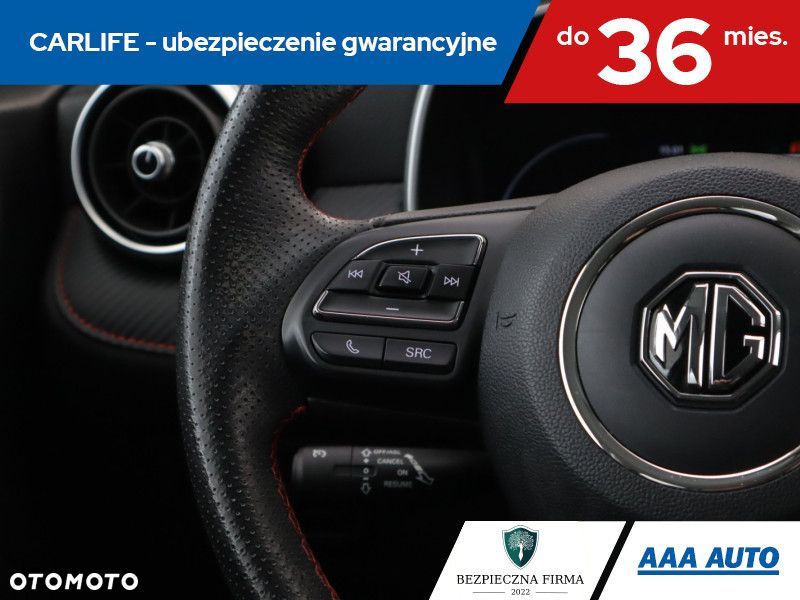 MG ZS - 18