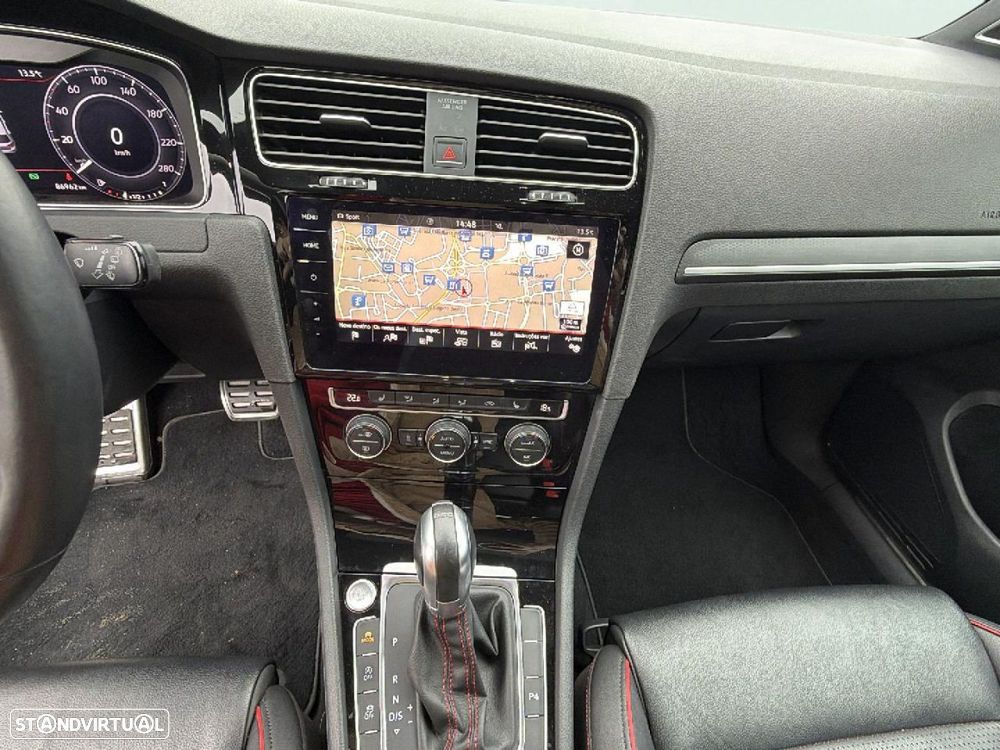 VW Golf 2.0 TSI GTI DSG Performance - 10