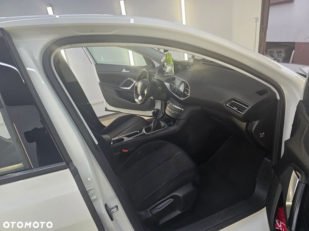 Peugeot 308 1.5 BlueHDi Active S&S - 6