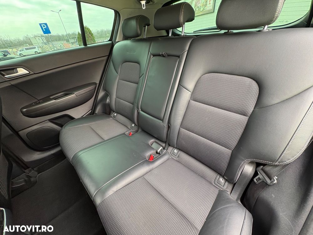 Kia Sportage 1.6 CRDI 2WD VISION - 12