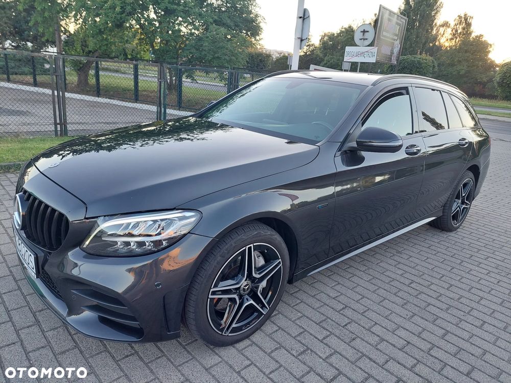 Mercedes-Benz Klasa C 300 e 9G-TRONIC AMG Line - 1