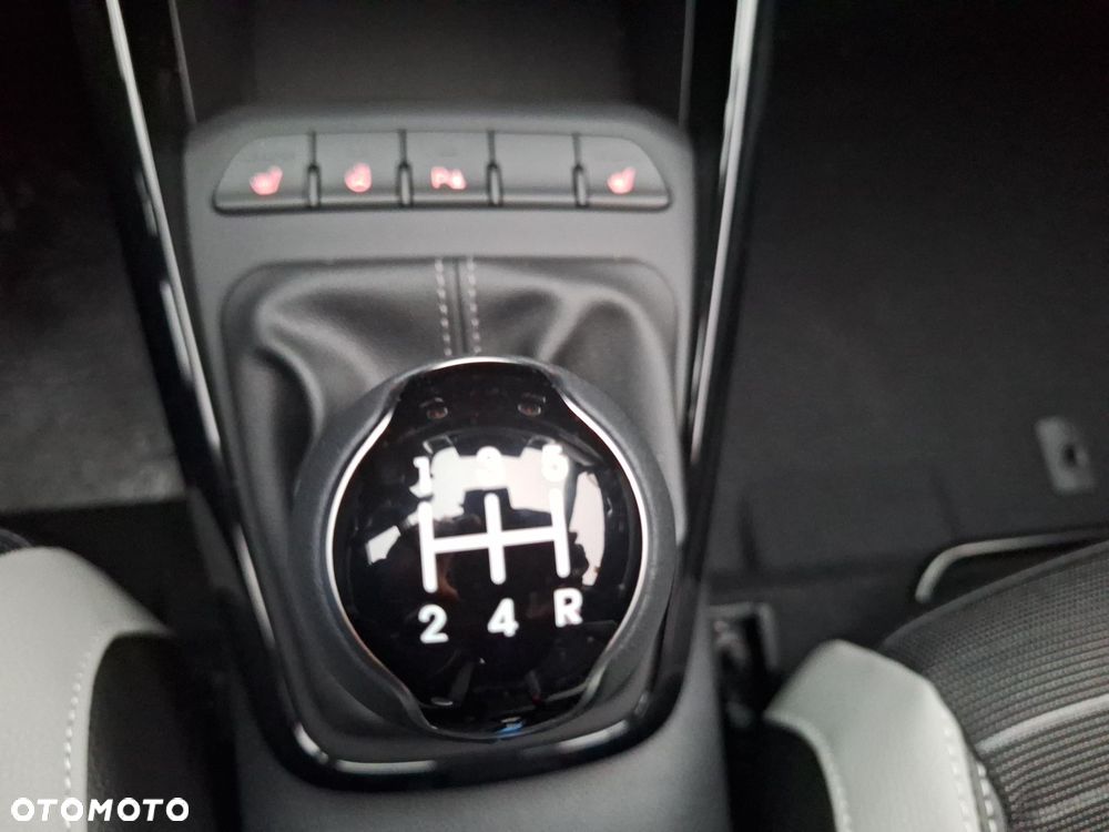 Kia Stonic 1.2 L Business Line - 15