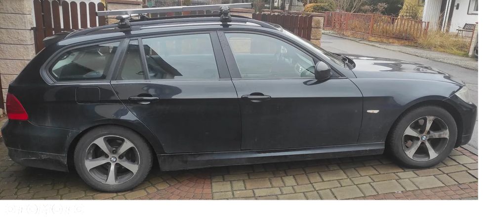 BMW Seria 3 318i - 2