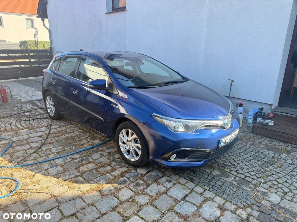 Toyota Auris 1.8 HSD Prestige NAVI - 2