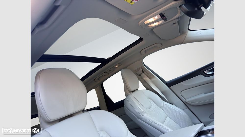 Volvo XC 60 2.0 T6 PHEV Ultra Bright AWD - 18