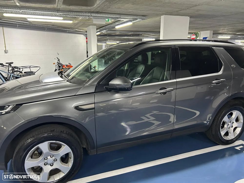 Land Rover Discovery Sport 2.0 eD4 HSE - 8