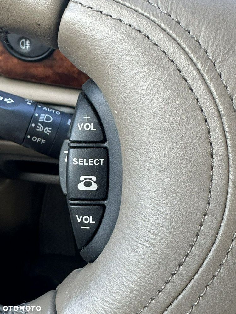 Jaguar XJ - 22