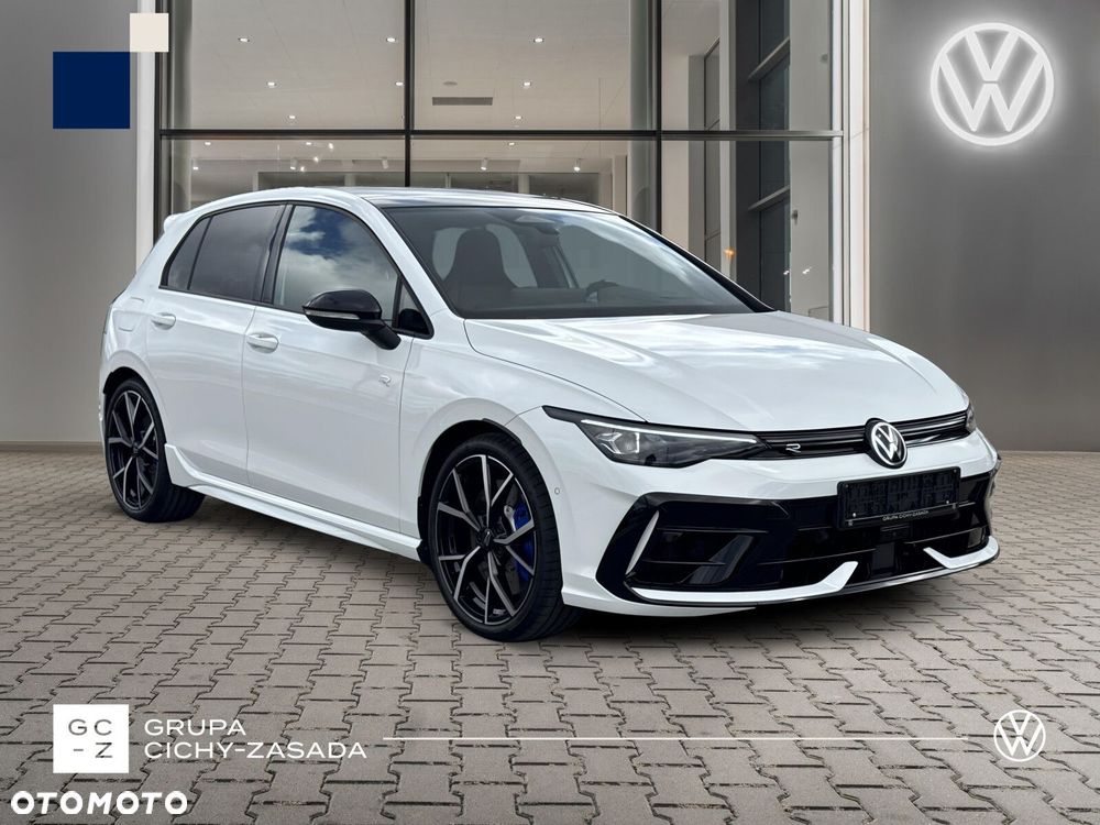 Volkswagen Golf - 8