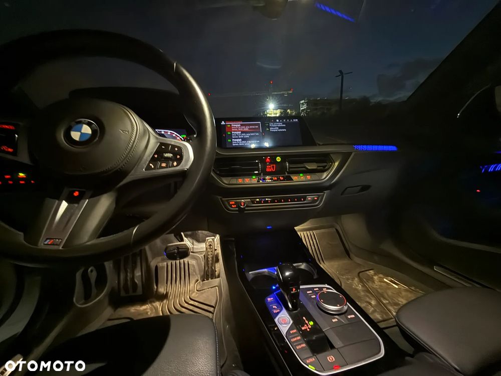 BMW Seria 1 118i M Sport - 22
