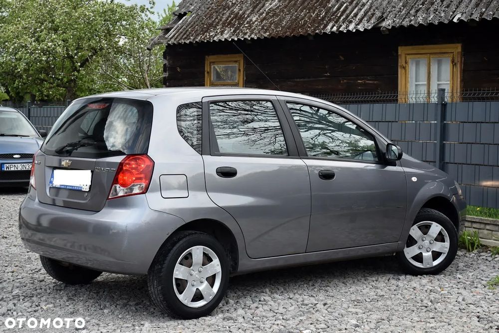 Chevrolet Aveo 1.2 Star (abs) - 11