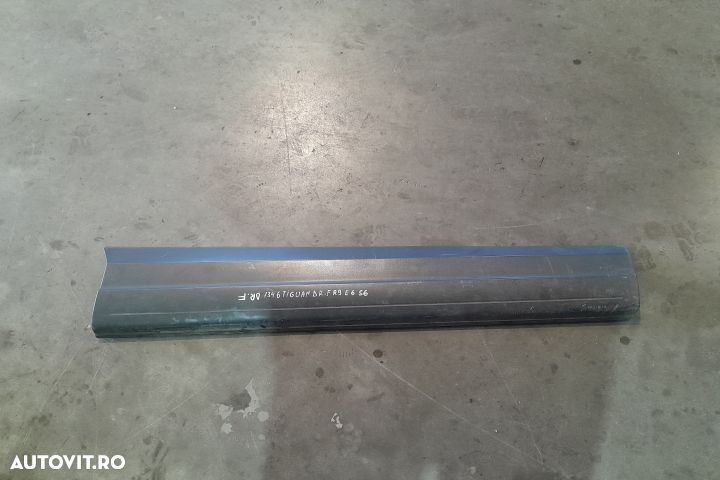 Bandou inferior usa fata dreapta 5N0854940A 5N0854940A Volkswagen VW - 1