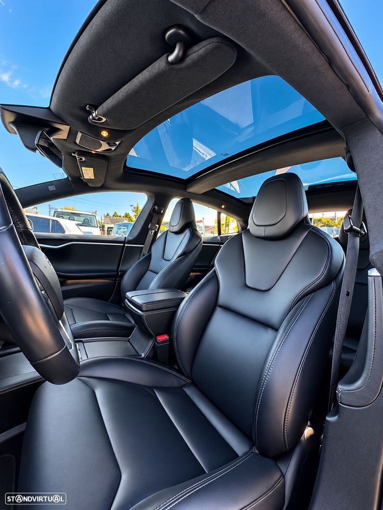 Tesla Model S Long Range AWD - 11
