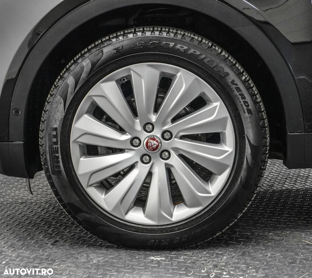 Jaguar E-Pace D150 AWD HSE - 27