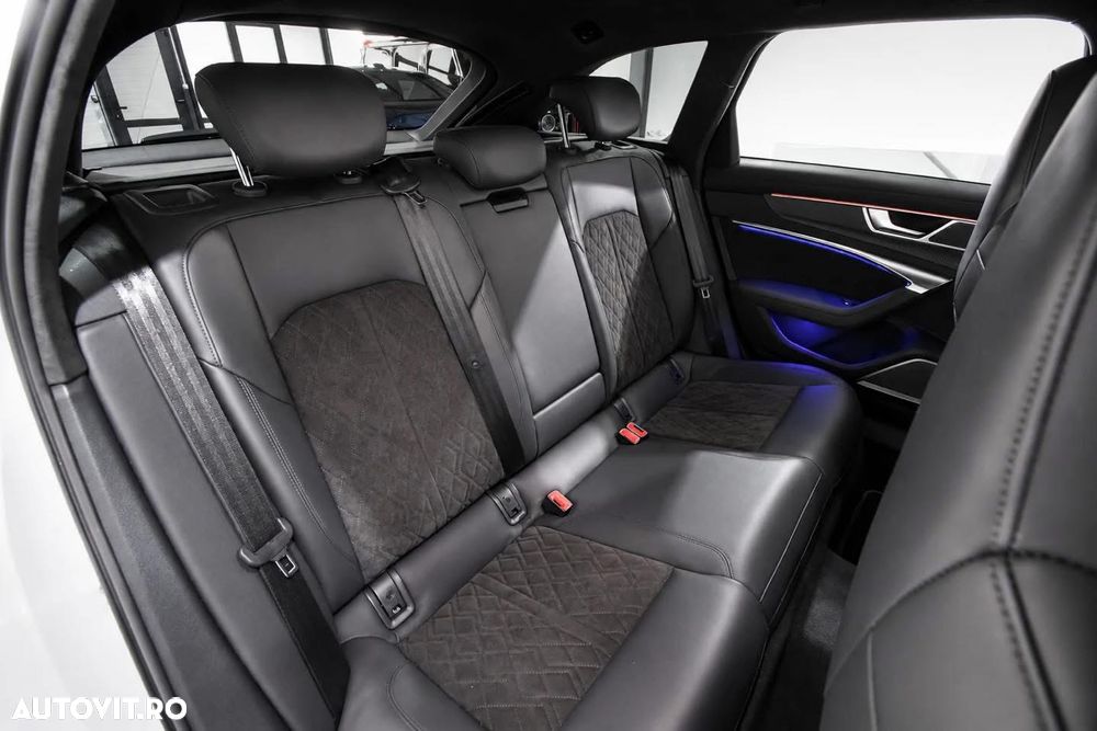 AUDI RS6 2020 — imagine 7