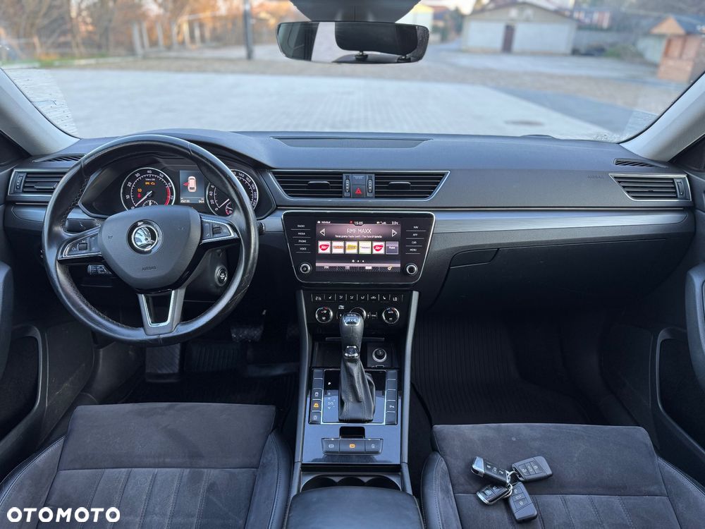 Skoda Superb 2.0 TSI 4x4 DSG SportLine - 15