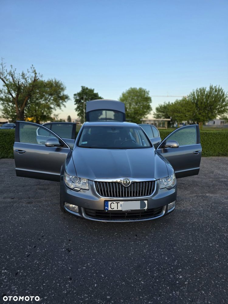 Skoda Superb 2.0 TDI Comfort - 12