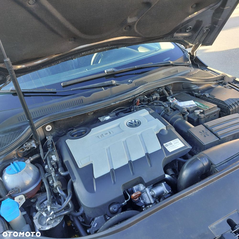 Volkswagen CC - 6