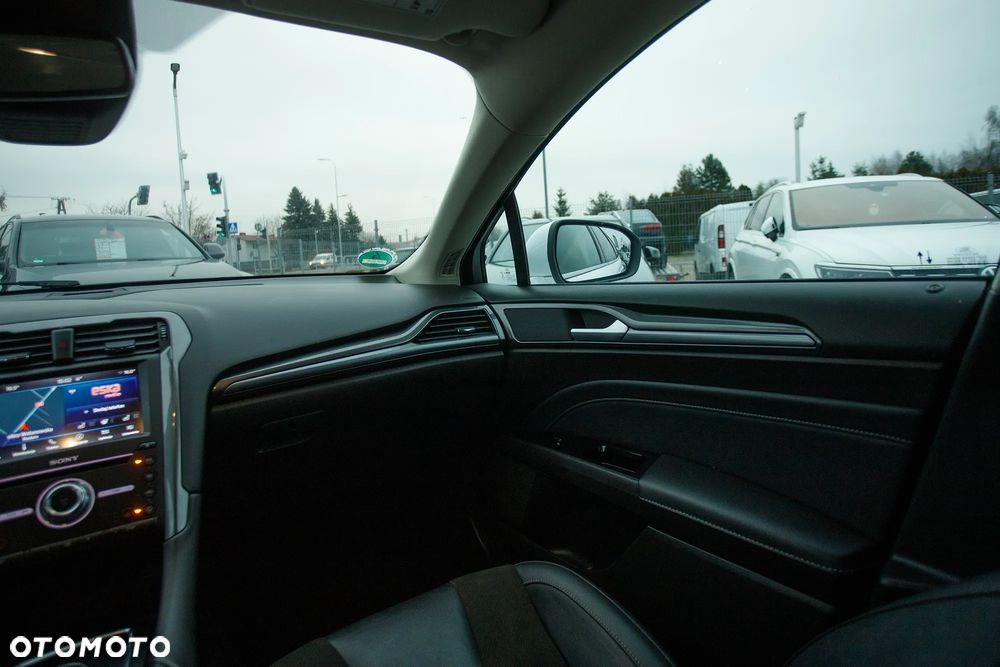 Ford Mondeo 2.0 EcoBlue Titanium - 17