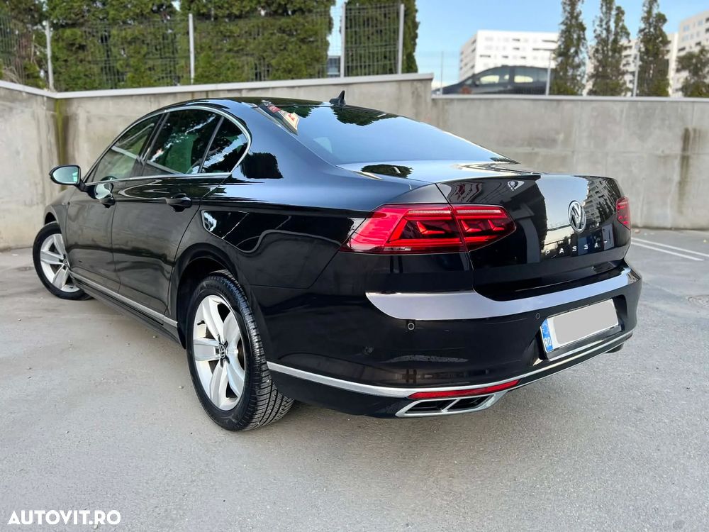 Volkswagen Passat 2.0 TDI DSG R Executive - 4