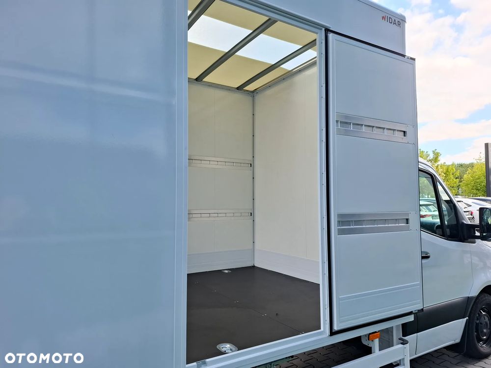 Mercedes-Benz Sprinter 319 CDI Podwozie 4325 mm - Kontener 8 EP z windą Dholandia - 19
