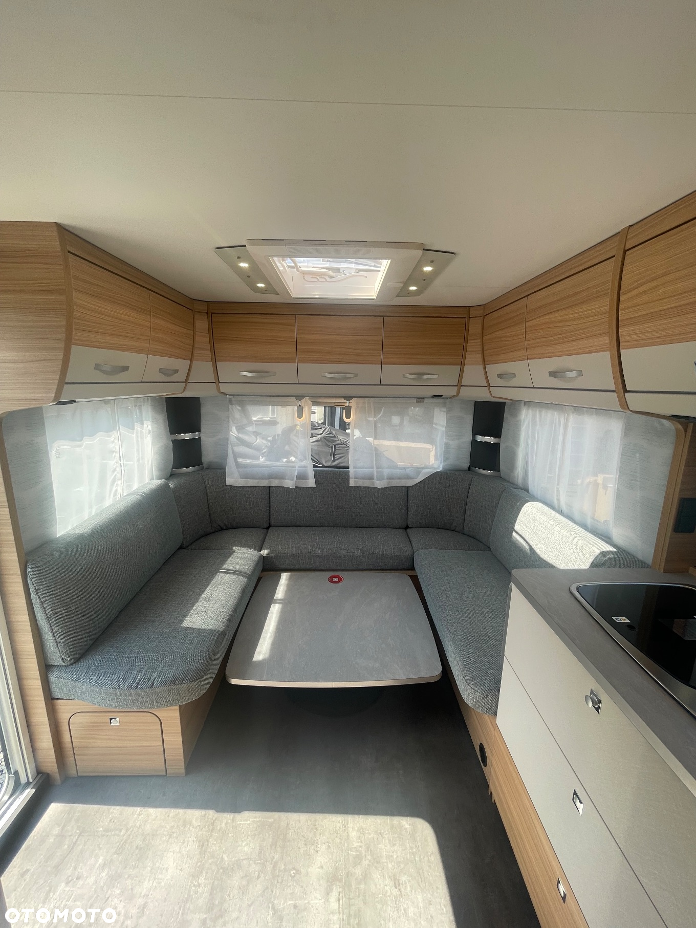 Dethleffs Camper 730 FKR - 5