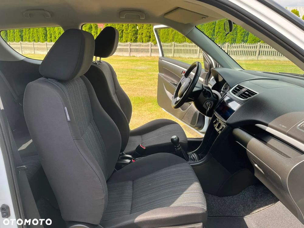 Suzuki Swift 1.2 BlackWhite - 18