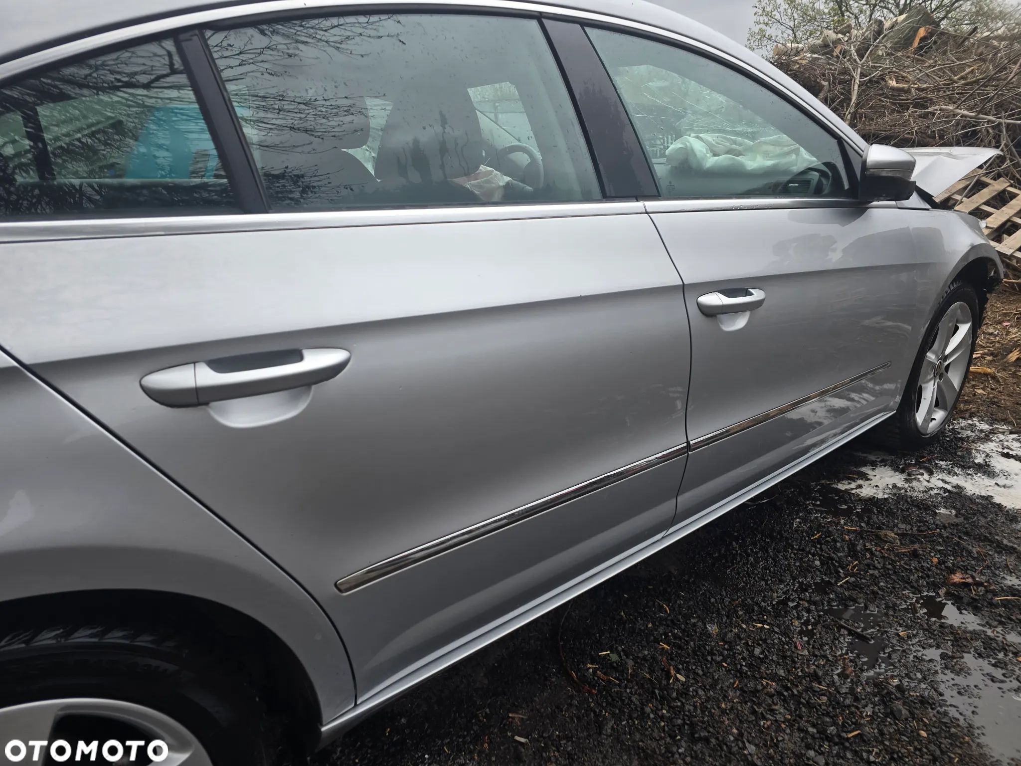 Drzwi prawy tył vw Passat CC w kolorze LA7W - 1