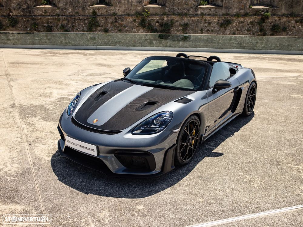 Porsche 718 Spyder - 19