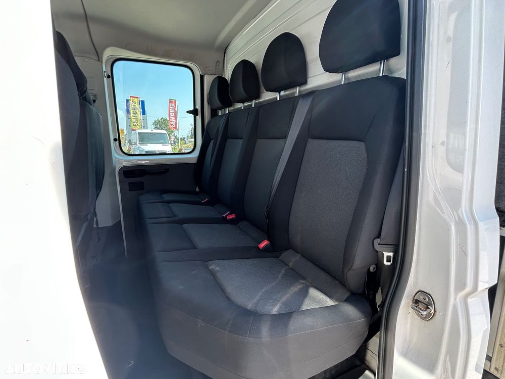 Volkswagen Crafter DOKA 7 LOCURI - 24