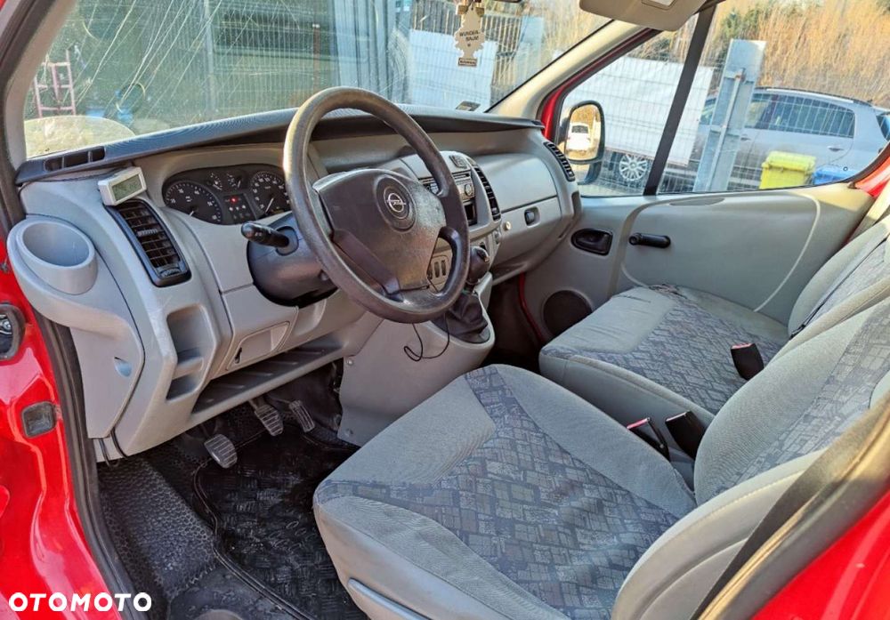 Opel Vivaro - 9