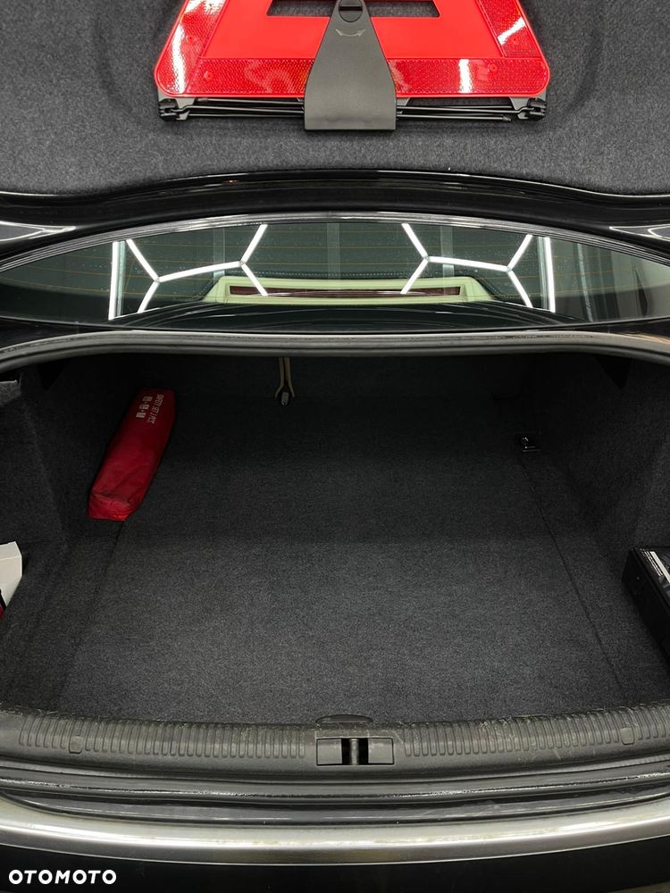 Audi A4 Limousine - 23