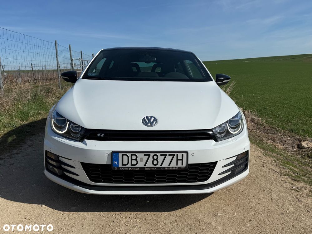 Volkswagen Scirocco 2.0 TDI (Blue Motion Technologie) DSG - 2