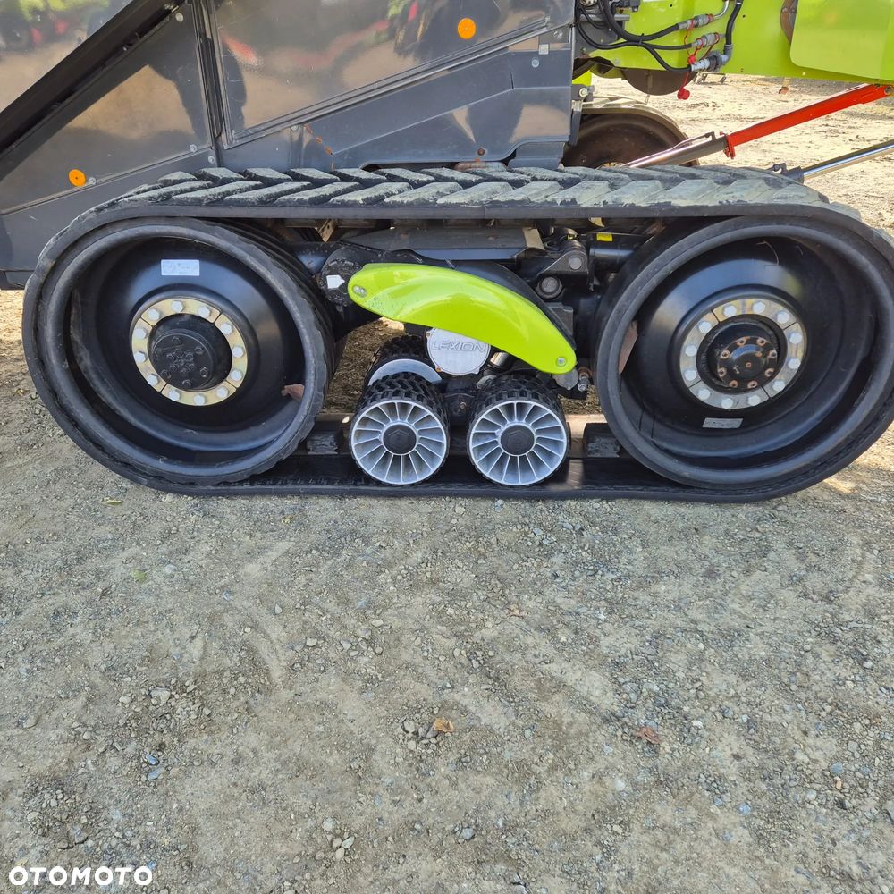 Claas Lexion 750TT z hederem - 14
