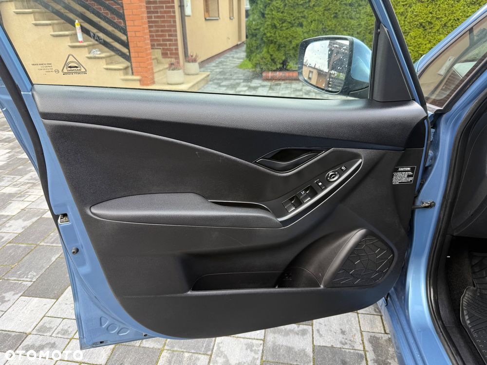 Hyundai ix20 1.6 CRDi blue Comfort - 28