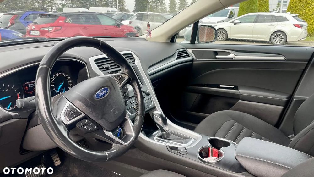 Ford Mondeo 2.0 TDCi Ambiente PowerShift - 9