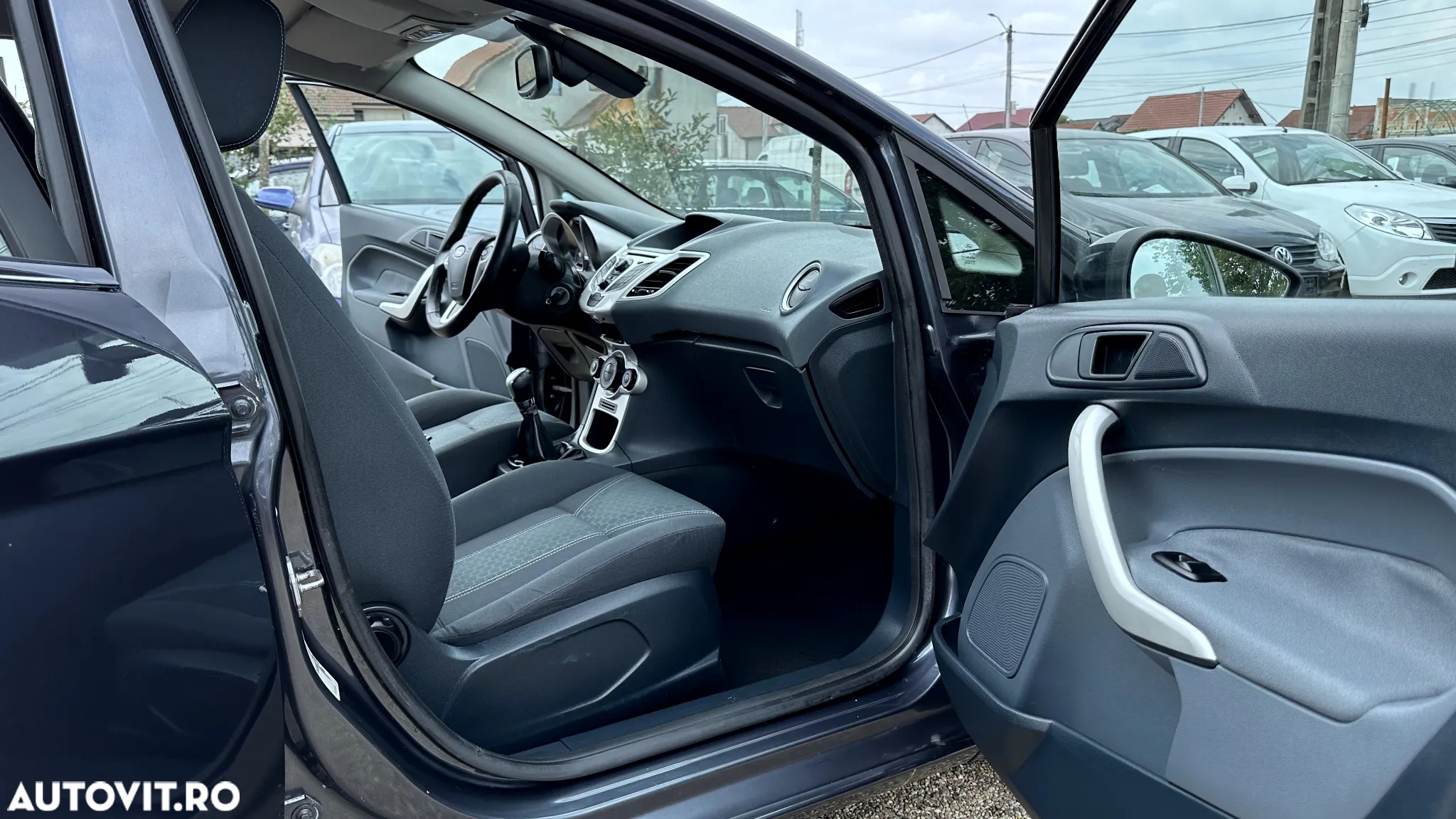 Ford Fiesta 1.6 TDCI Titanium - 17