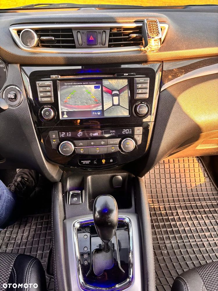 Nissan Qashqai - 14