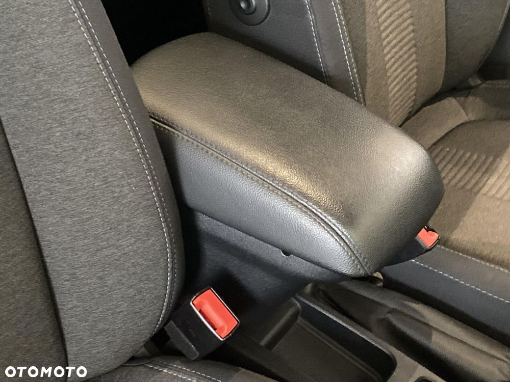 Ford Tourneo Connect - 26