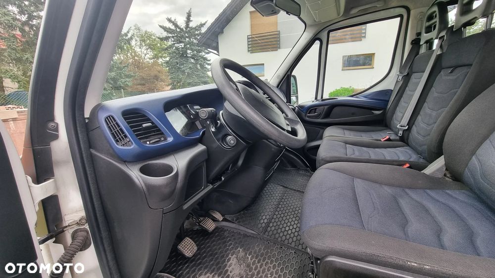 Iveco DAILY - 27
