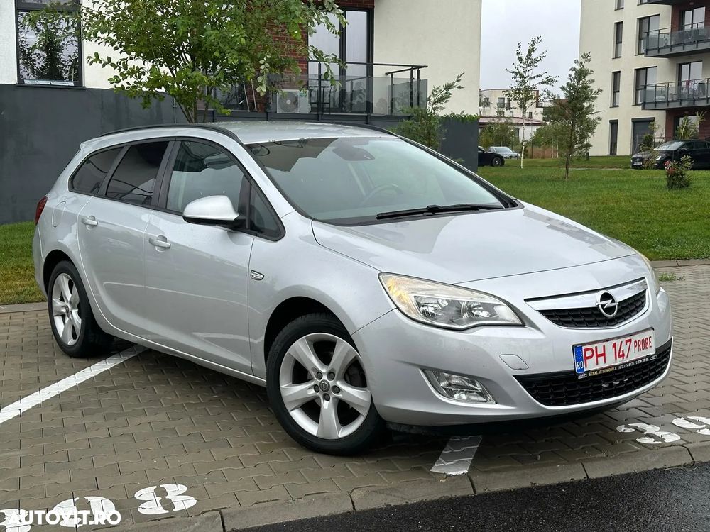 Opel Astra 1.4 Cosmo - 3