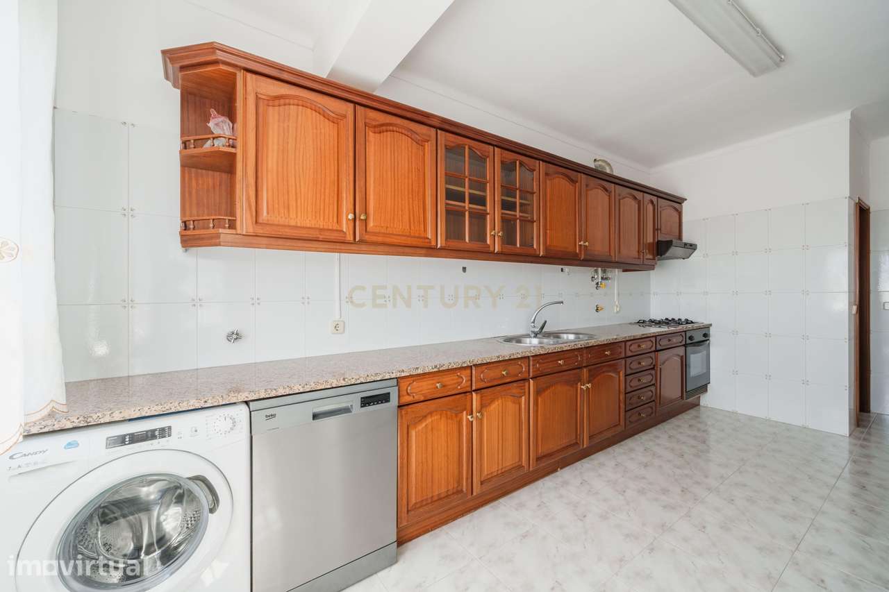 Apartamento T2 com suite e parqueamento - Samora Correia - Grande imagem: 4/16