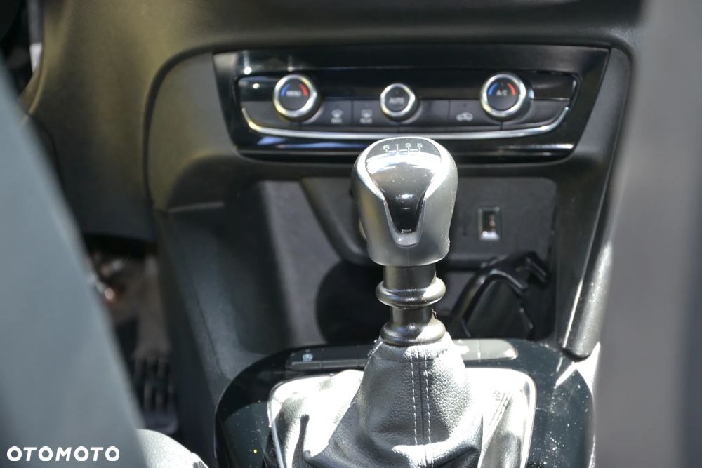 Opel Corsa 1.5 D GS Line S&S - 14