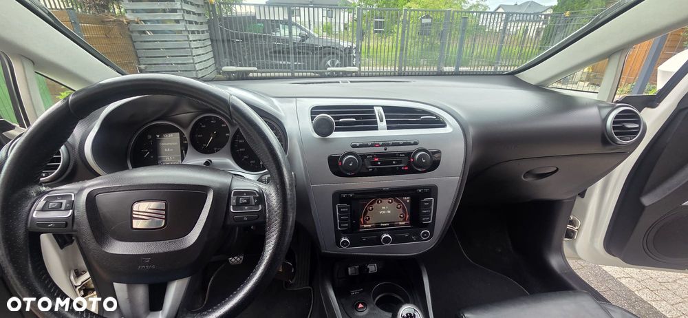 Seat Leon 1.6 TDI Ecomotive Reference - 19