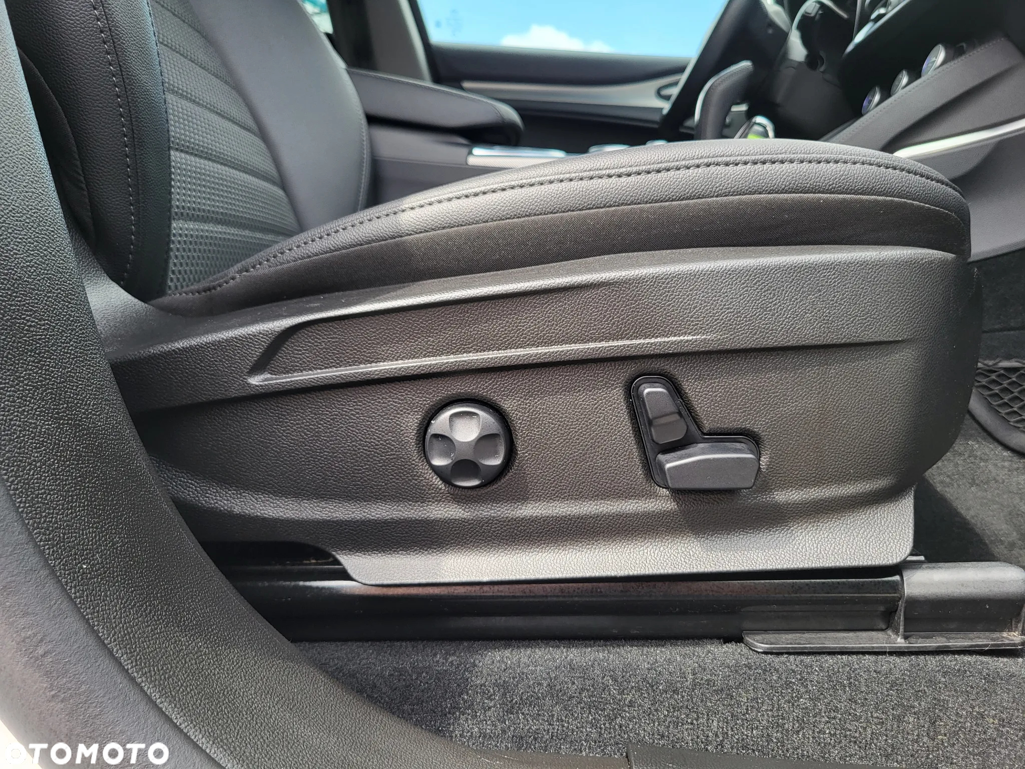 Alfa Romeo Stelvio 2.0 Turbo Sprint Q4 - 27