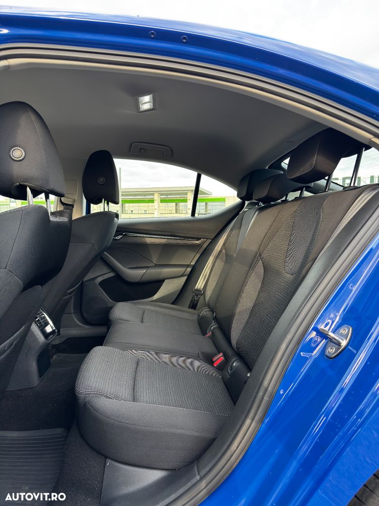 Skoda Octavia 2.0 TDI DSG Style - 9