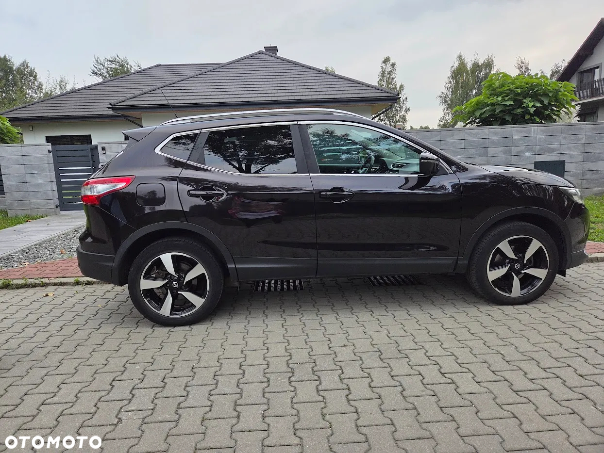 Nissan Qashqai 1.6 DIG-T N-Connecta - 11