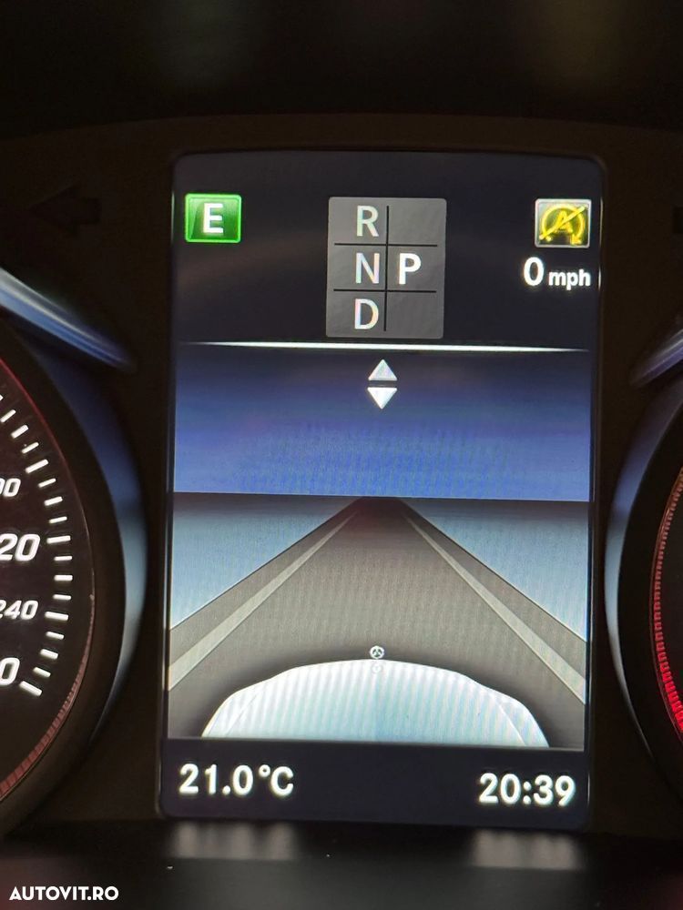 Mercedes-Benz C - 16