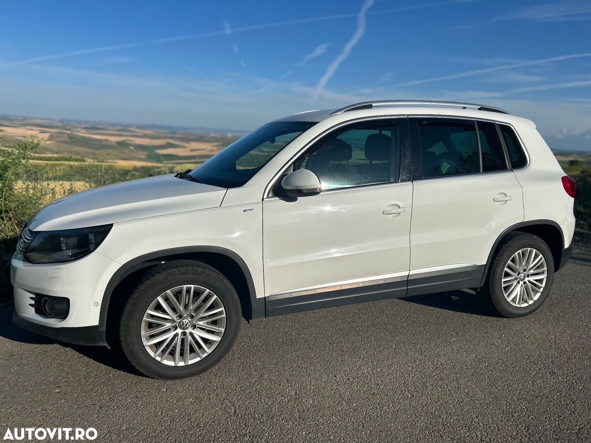 Volkswagen Tiguan 2.0 TDI DPF 4Motion BlueMotion Technology Cup Sport & Style - 1