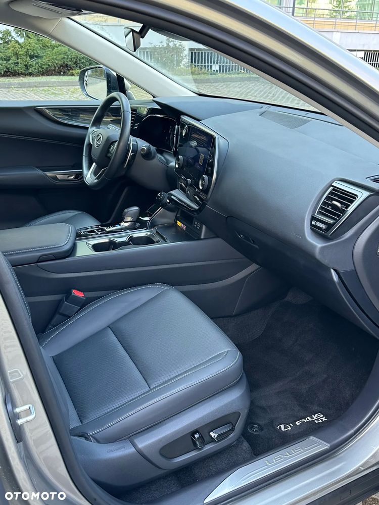 Lexus NX 350h Prestige 2WD - 13